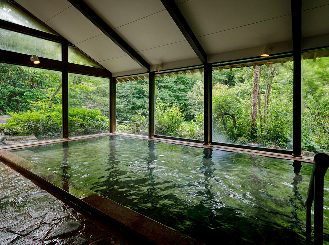 大露天風呂「しいばの湯」