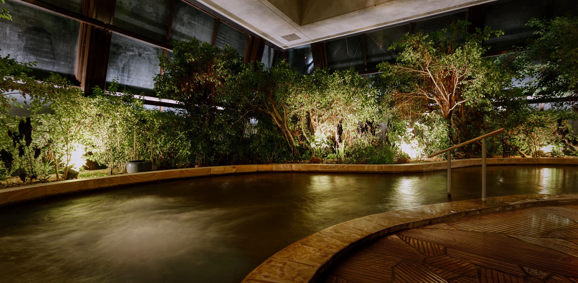 四季の湯イメージ